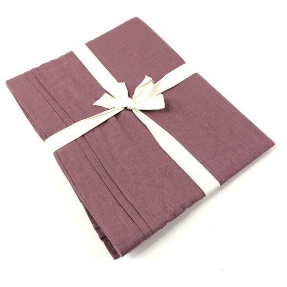 Williams Sonoma Pleated Edge Table Runner 16x108 Hazy Lilac Mauve Linen - Picture 8 of 12